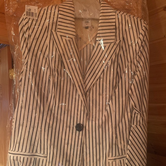 Cabi blazer jacket, flare arm, white and navy striped, size 10 - Picture 4 of 4